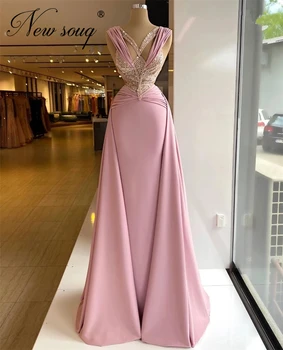 Dubaj Blízkom Východe Ružová Celebrity Šaty Korálky Satin Morská Víla Večerné Šaty Ručné Crystal Saudská Arábia Party Šaty 2021 Rúcha