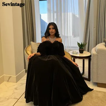 Sevintage Elegantné Čierne Saudská Arábia A-Line Prom Šaty bez Ramienok Čipky Dĺžka Podlahy Dubain Ženy Večerné Šaty vestido de gala